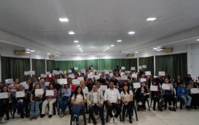 Apóstoles: Cerca de ochenta personas finalizaron con éxito el taller de pastelería “Mujer Creando Dulzura”, durante el curso, las alumnas aprendieron técnicas fundamentales, elaboraron diversas recetas
