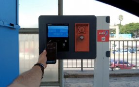 Los peajes incorporan pagos contactless con tarjeta y celular