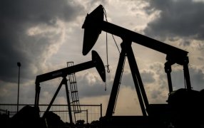 Cae el precio del petróleo y suben las bolsas tras el anuncio del freno de los ataques de Estados Unidos a Irán