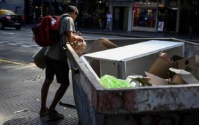 La pobreza registró una nueva baja: Fue de 28,2% en el segundo semestre de 2025 y afectó a 13,5 millones de personas