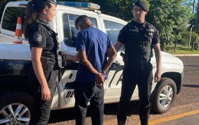 Apóstoles: Operativo cerrojo y cámaras de seguridad, logran detener a un invididuo por el robo de un automóvil
