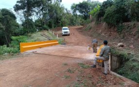 Un nuevo puente urbano en el área urbana en el Municipio de Bernardo de Irigoyen brinda conectividad vial segura