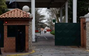 Quién sería el soldado hallado muerto en la Quinta de Olivos y habrían encontrado una carta encontrada junto a su cuerpo