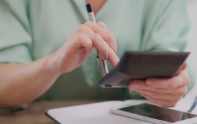 Vence el plazo el 5 de Febrero: Monotributo, además de los ingresos, ¿cuáles son los otros parámetros que definen la recategorización?