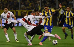 River Plate cayó 2 a 1 con Rosario Central por el Torneo Clausura: El equipo de Marcelo Gallardo jugó con un jugador menos por la expulsión de Juan Portillo a los 39 minutos del primer tiempo
