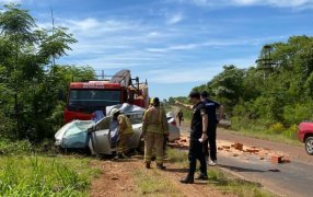 Misiones: Dos personas fallecieron en un choque frontal entre un automóvil y un camión sobre la Ruta Provincial N° 13 en la localidad de El Soberbio