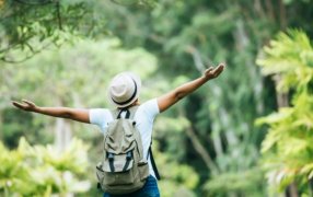 Semana Santa 2026: Más de 2,8 millones de turistas y un impacto económico de  808.198 millones de pesos