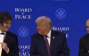 Donald Trump presentó el Consejo de Paz en Davos: El Presidente argentino, Javier Milei, fue el primero en sumarse