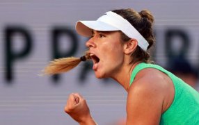 Tenis: Histórico triunfo de la argentina Solana Sierra en Roland Garros, eliminó a la 13° del mundo Jasmine Paolini