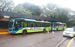 Apóstoles: Ante versiones de la rescisión del contrato de la prestataria del Transporte Urbano de Pasajeros, el Municipio cubriría el horario escolar, hasta que se encuentre una solución  al servicio