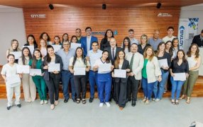 Ministerio de Salud Pública y la Universidad Nacional de Misiones, certificaron a nuevos residentes en áreas estratégicas