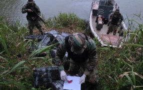 Prefectura Naval Argentina secuestró más de 300 kilos de droga en Misiones: El valor de lo incautado supera los 1.190 millones de pesos