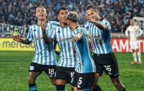 Racing Club goleó 3 a 0 a Sportivo Luqueño de Paraguay y se clasificó a los octavos de final de la Copa Sudamericana
