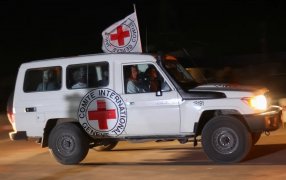 El primer grupo de rehenes fue liberado por Hamas, aseguran funcionarios, serían trece rehenes israelíes y doce tailandeses