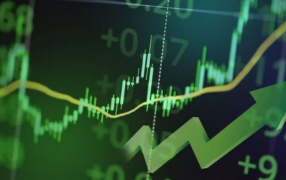 El S&amp;P Merval gana 3%: El mercado celebra el triunfo electoral de La Libertad Avanza, acciones trepan hasta 8% y bonos anotan subas generalizadas