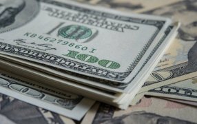 Mercado cambiario: El dólar blue revirtió su baja inicial y subió cinco pesos