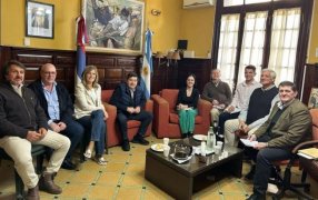 El Ministro Adolfo Safrán y representantes de CEM y CCIP comunicaron las nuevas medidas de incentivo fiscal para empresas y comercios