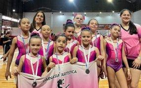 Gimnasia Artística: Triunfos y podios para las apostoleñas en Chaco