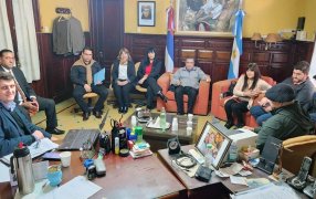 El Ministro Adolfo Safrán se reunió con representantes gremiales de; UPCN, ATE y CGT para seguir cuidando al trabajador público misionero