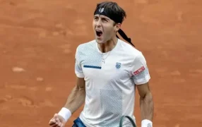 Tenis: Tomás Etcheverry y Mariano Navone, los argentinos que pasaron a segunda ronda en Roland Garros