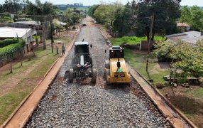 Apóstoles: Continúan a paso firme los trabajos y no se limita a un simple bacheo sobre la calle La Rioja