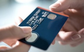 Consumo: Entró en vigencia Cuota Simple, programa que sustituye al Ahora 12