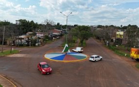 Apóstoles: Mejoramiento y puesta en valor en las intersecciones sobre avenidas, los trabajos incluyen pintura, limpieza y parquizado