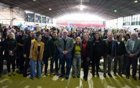 Misiones: “Aprender haciendo es la mejor manera de aprender”, afirmó el Gobernador Hugo Passalacqua en la Feria Provincial de Educación, Arte, Ciencia y Tecnología 2025, en la ciudad de Apóstoles