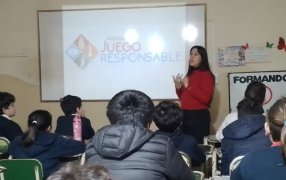 Juegos de apuestas en menores, tema recurrente a tratar en las escuelas