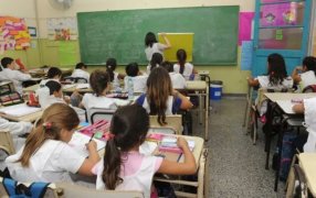 A días del comienzo de las clases: El Gobierno Nacional aumenta a 70 mil pesos la ayuda escolar, se benefician más de 7 millones de chicos