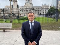 "Buscamos el financiamien