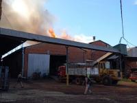 Bomberos controlaron un i