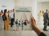 Santillana presentó el li