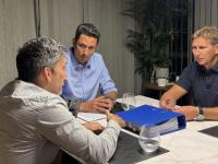 Macías se reunió con Corr