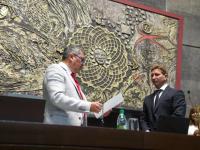 Por amplia mayoría, Sebas