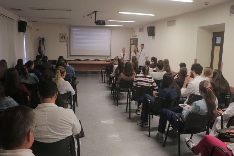 27 residencias, un mismo objetivo: El Hospital Dr. Ramón Madariaga de Posadas impulsa la séptima jornada de investigación de Residencias