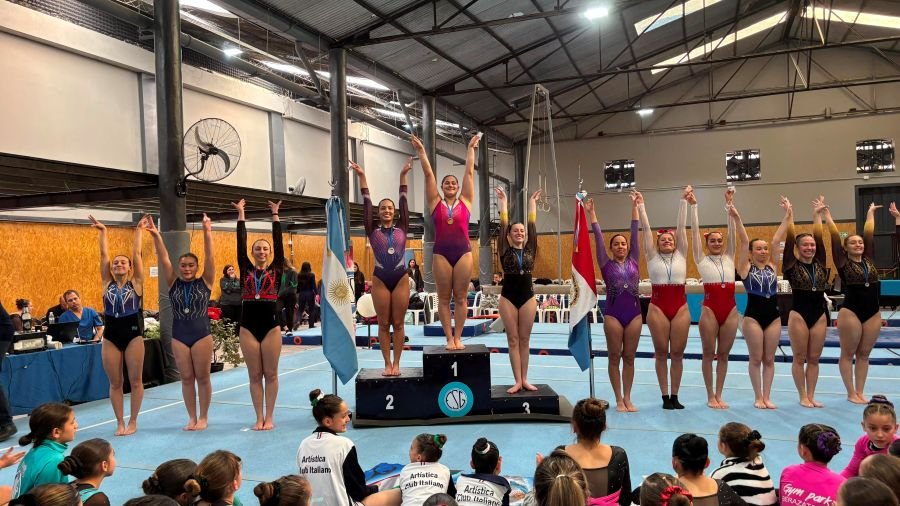 Torneo Nacional de Clubes de Gimnasia Artística: La apostoleña Ana Belen Zamczuk se consagró campeona nacional de clubes nivel 6