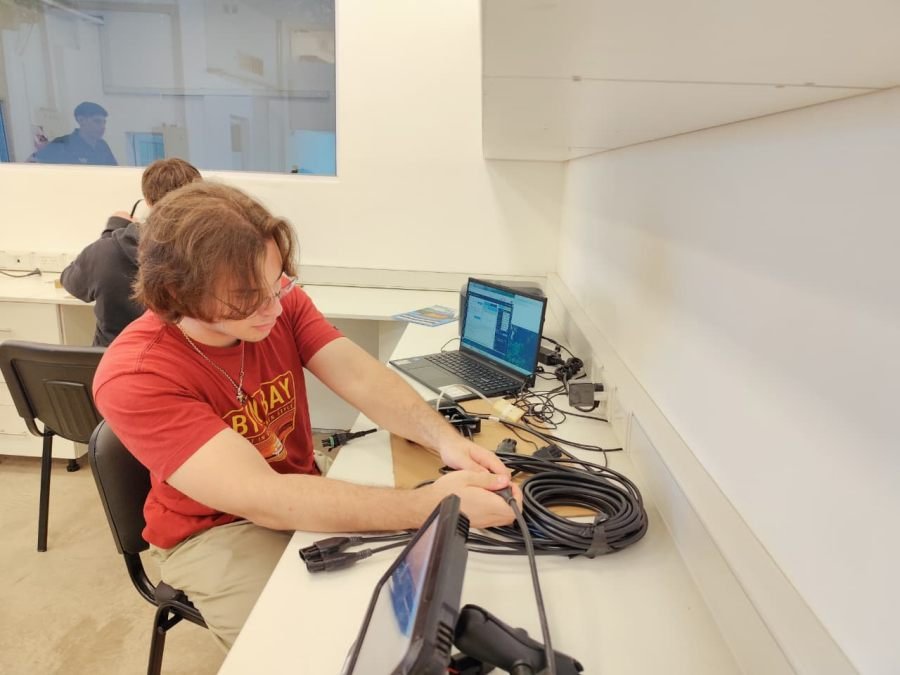 VAF impulsa un programa de prácticas profesionalizantes para jóvenes con vocación tecnológica