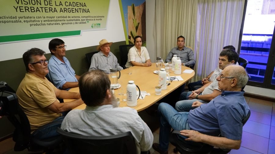Posadas: El INYM recibió a dirigentes de asociaciones yerbateras, hubo dialogo acerca de diversos temas vinculados a la actividad yerbatera
