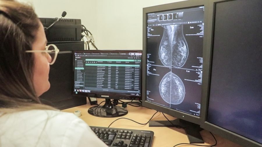 Octubre Rosa: El Hospital Dr. Ramón Madariaga en la ciudad de Posadas invita a las mujeres a realizarse estudios ginecológicos y mamográficos