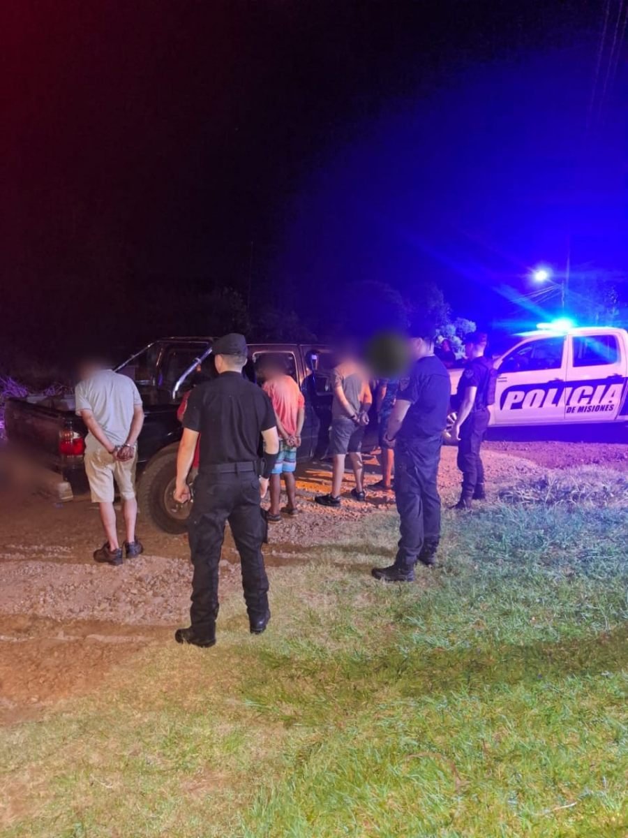 Montecarlo: Cinco individuos fueron demorados tras amenazar a dos hermanos con un arma de fuego