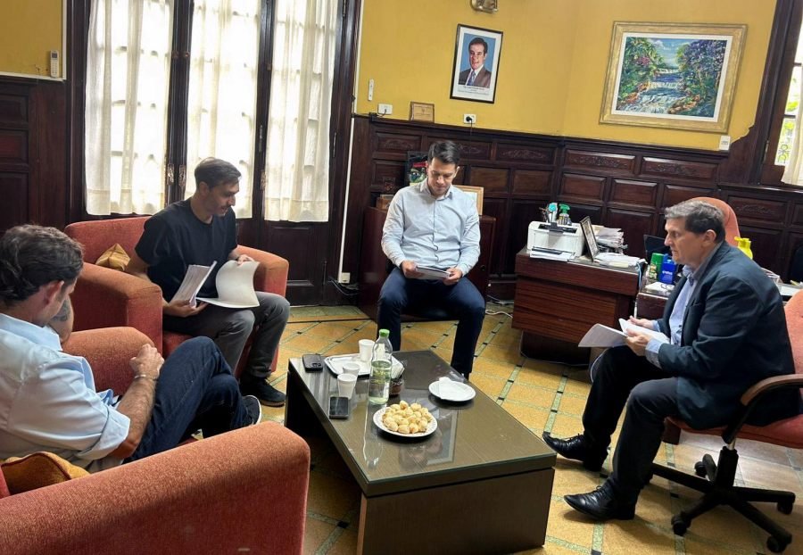 El Ministro Adolfo Safrán se reunió con integrantes de la CCeIP para seguir evaluando medidas de apoyo al comercio y la industria misionera