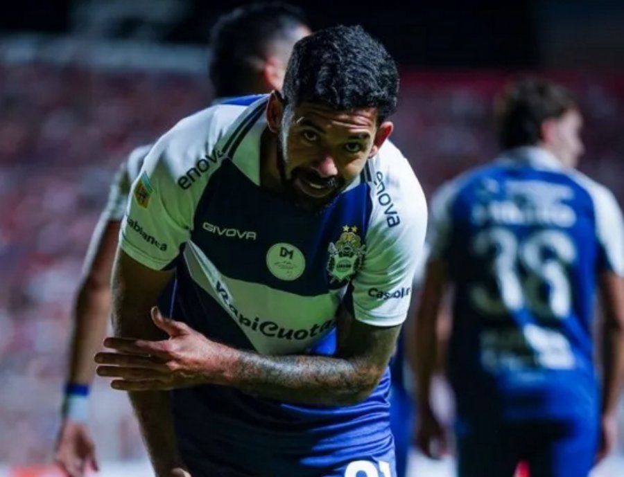 Gimnasia y Esgrima La Plata dio el golpe en Santa Fe, eliminó a Unión y se metió en cuartos de final del Torneo Clausura