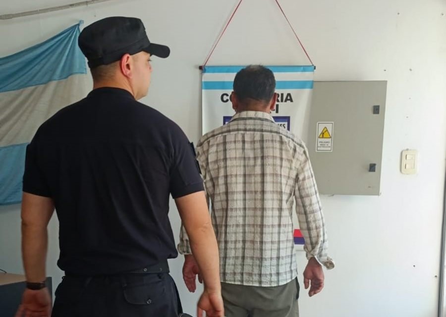 Durante una pelea callejera: Un hombre fue apuñalado y el agresor fue detenido en la zona de las avenidas; Cabred y López Torres en la ciudad de Posadas