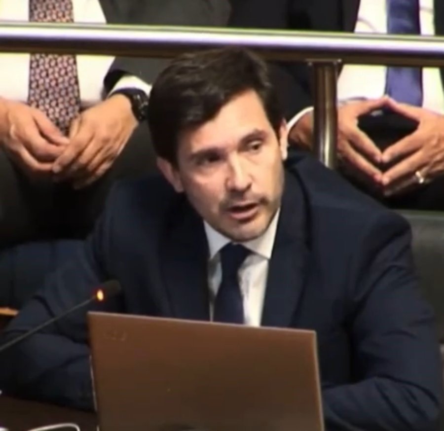 Martín Arjol: "Hoy di un paso con responsabilidad y convicción", así se refirió al asumir como Diputado Provincial