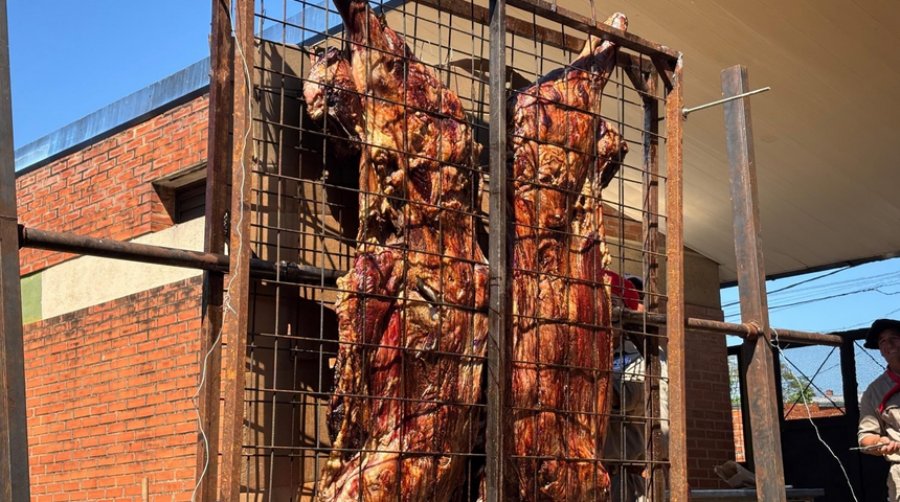 La ciudad de Posadas fue sede de la primera edición del Festival del Búfalo Misionero, un encuentro gastronómico y cultural que reunió a productores, cocineros y familias