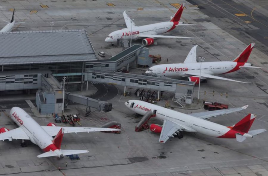 Seis aerolíneas internacionales suspendieron vuelos a Venezuela tras la alerta de Estados Unidos por “actividad militar” en el Caribe