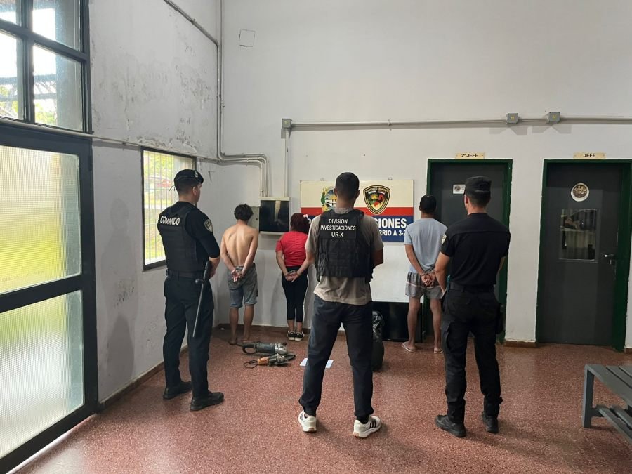 Desbarataron en la ciudad de Posadas una presunta banda con frondoso prontuario y secuestraron bienes robados y un arma
