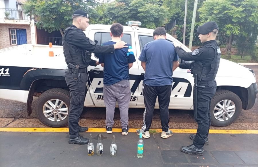 Apóstoles: Ebrios realizaron exhibiciones obscenas, fueron arrestados, luego de protagonizar un escandaloso episodio frente a vecinos de la zona del Estadio General Manuel Belgrano