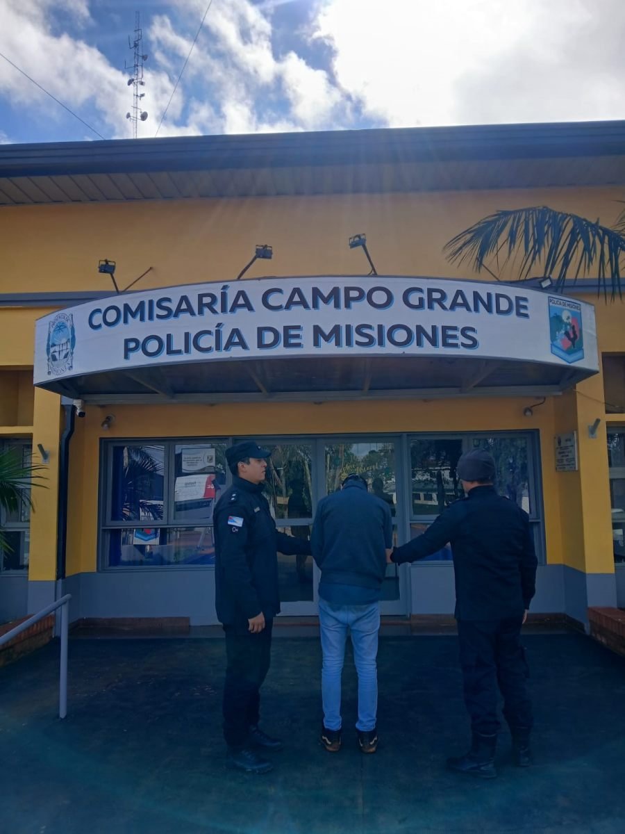 Campo Grande: Publicó joyas robadas en las redes sociales y terminó detenido por la Policía de Misiones tras un allanamiento